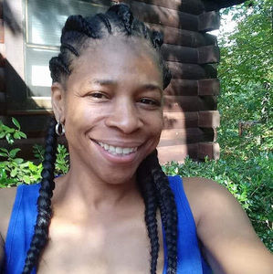 Meet your Posher, Valerie